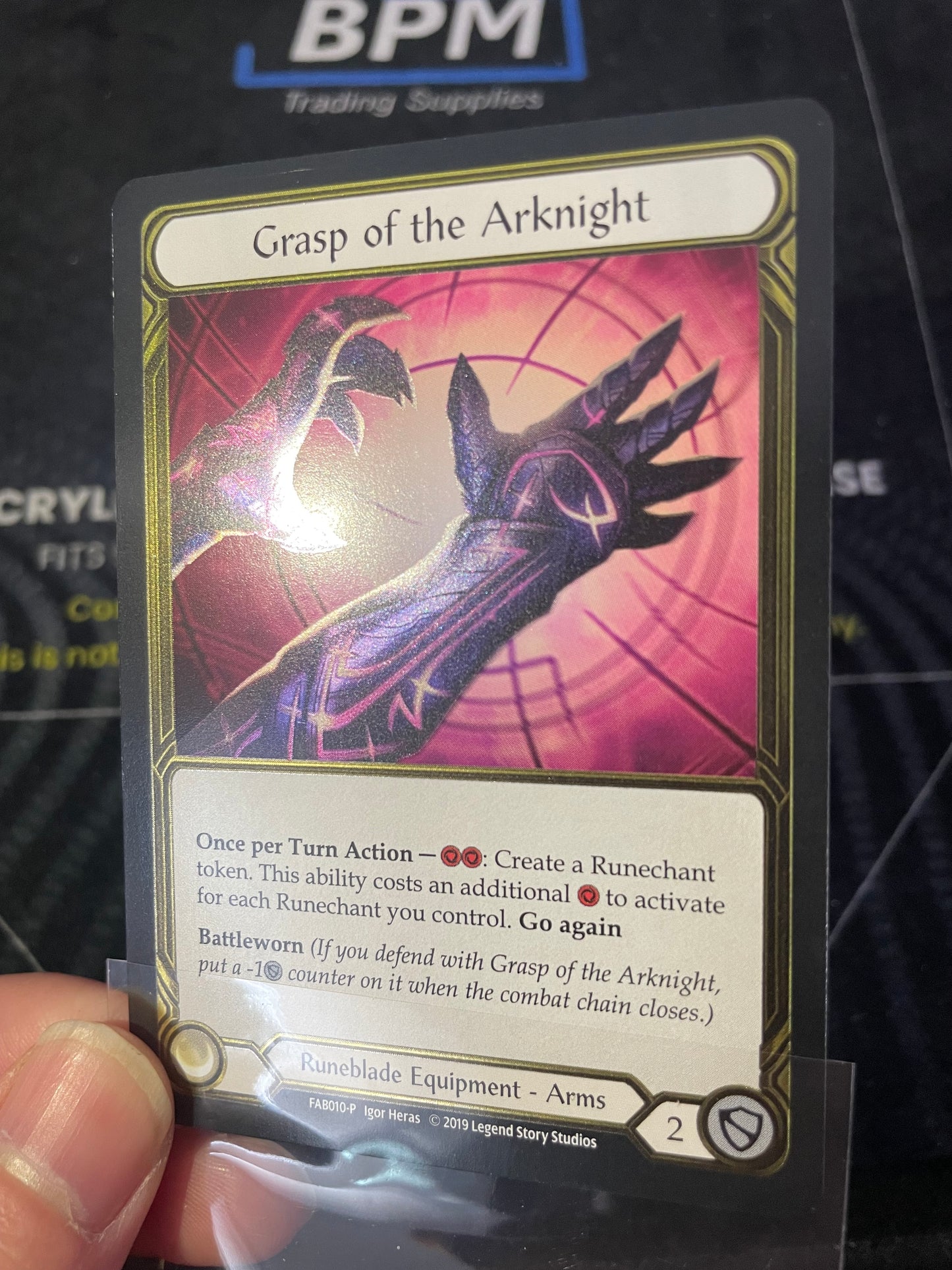 Grasp Of The Arknight Flesh and Blood TROPHY CARD GOLD FOIL (LIGHT PLAY)