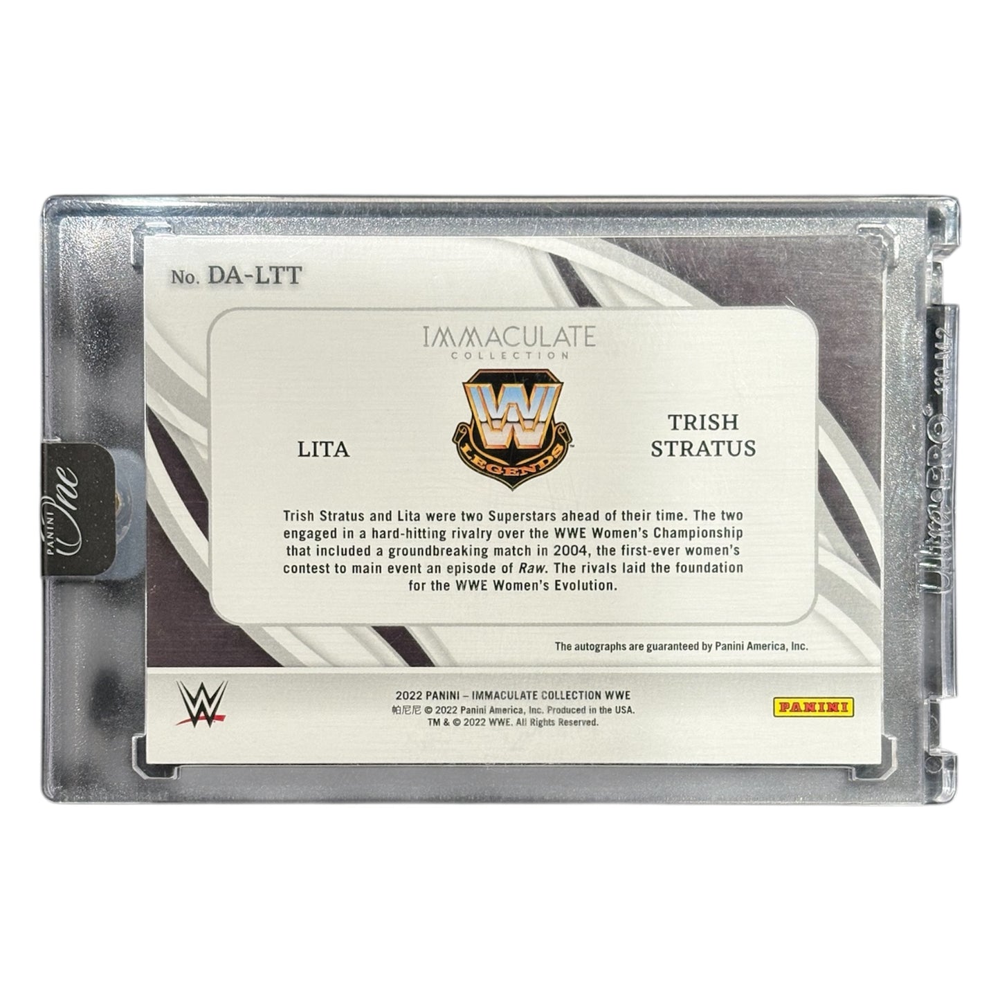 LITA/TRISH STRATUS HOF WWE 2022 IMMACULATE # 1/1 PLATINUM DUAL AUTOGRAPH ON-CARD